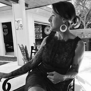 Meet your Posher, Monique